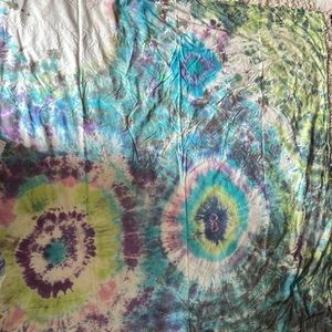 Home-made tie dye sheet tapestry!